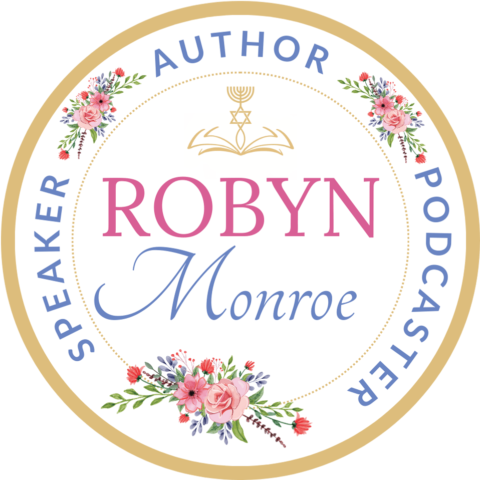 Robyn Monroe Speaker Author Podcaster